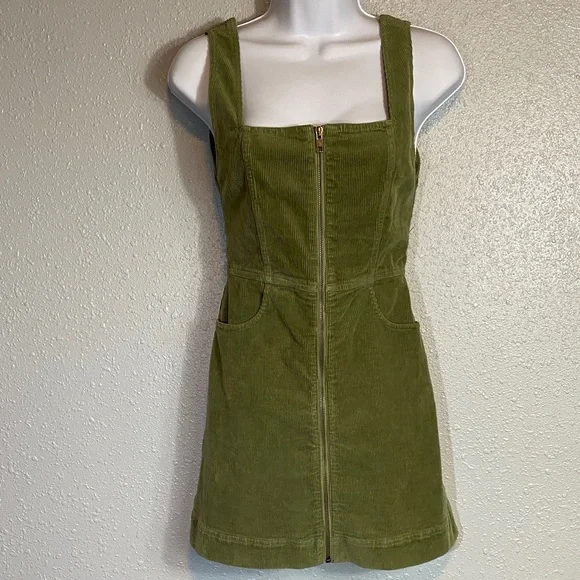 Alice + Olivia Green Corduroy Mini Dress - Picture 2 of 8